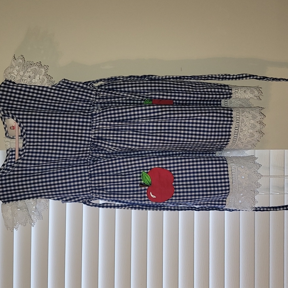 Apple 🍎 dress